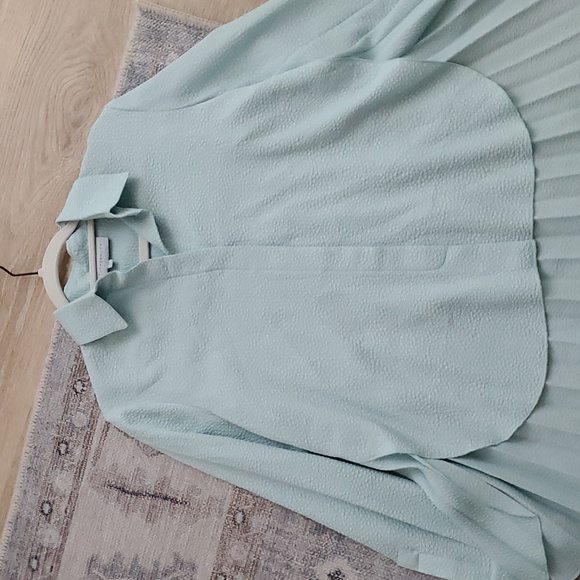 Tuckernuck Pleated Top Adele Sea Glass Blue Button Down Shirt SzXS - Picture 3 of 9